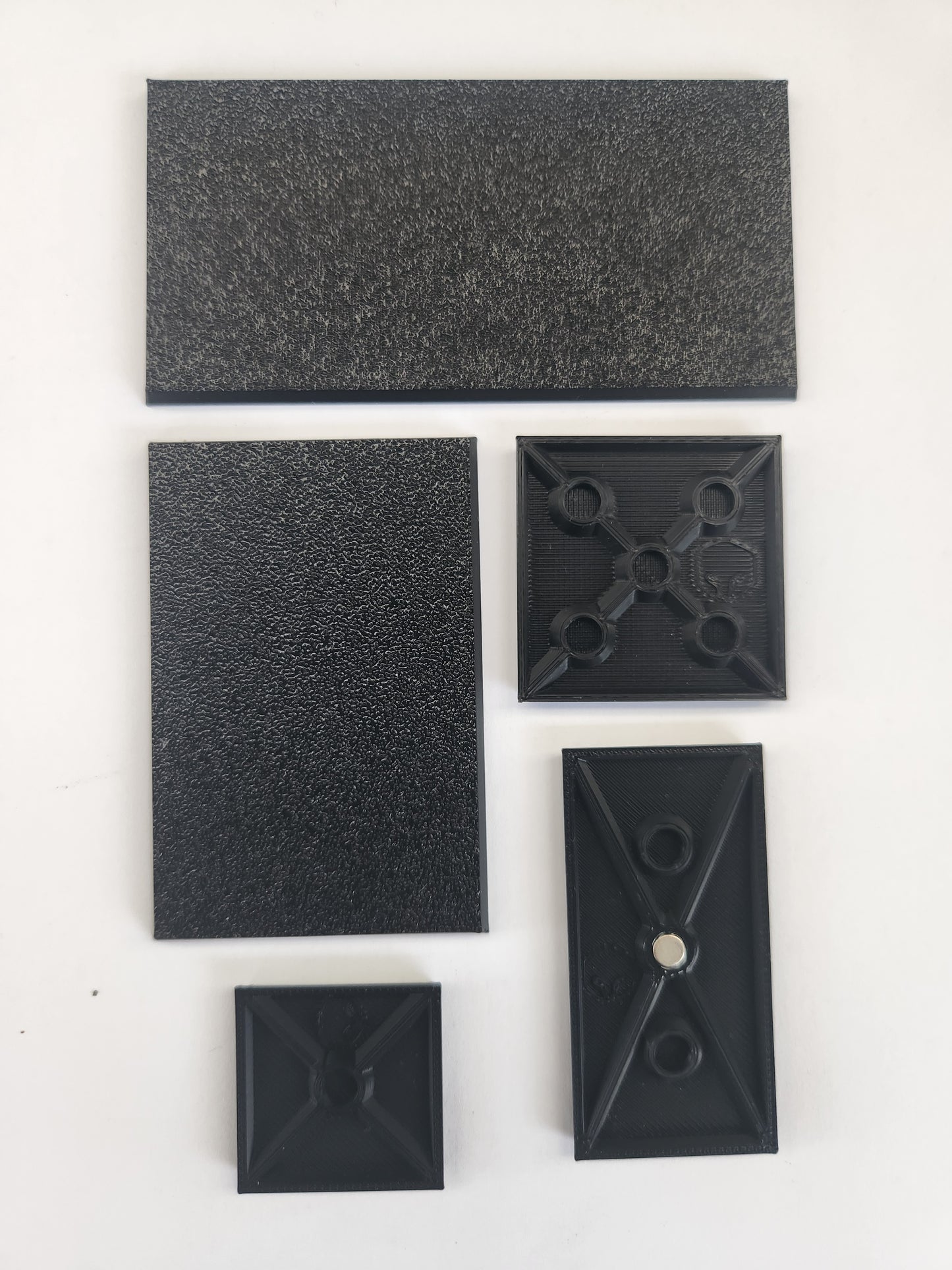 Tabletop Miniature Wargaming Square Bases with Magnet Holes